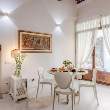 Smart And Convenient Ground Floor Inside