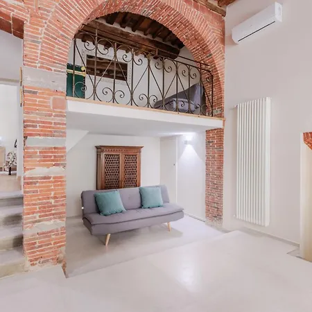Apartment Smart And Convenient Ground Floor Inside Lucca