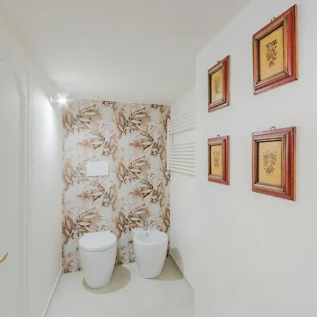 Smart And Convenient Ground Floor Inside * Lucca